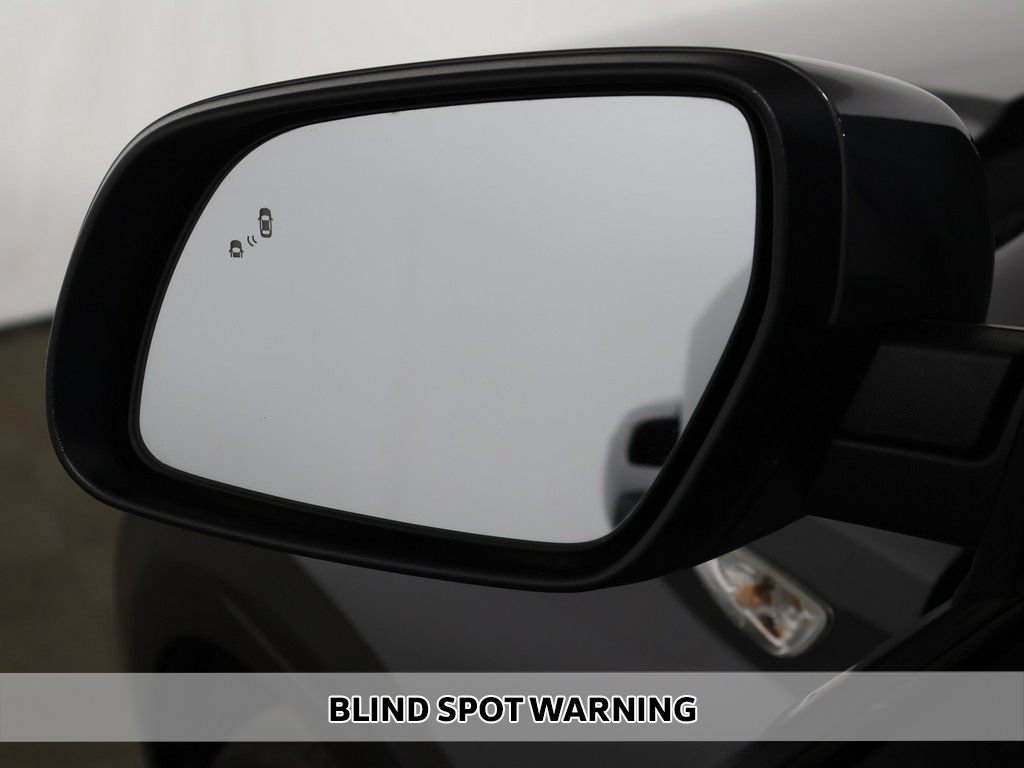 Certified 2024 Hyundai Venue SEL FWD image 4