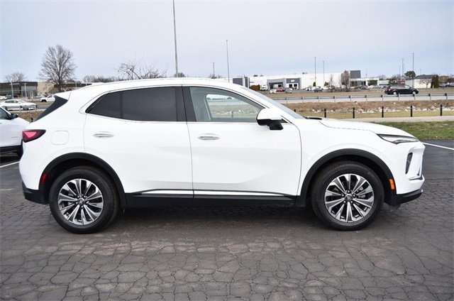 Used 2024 Buick Envision Preferred image 5