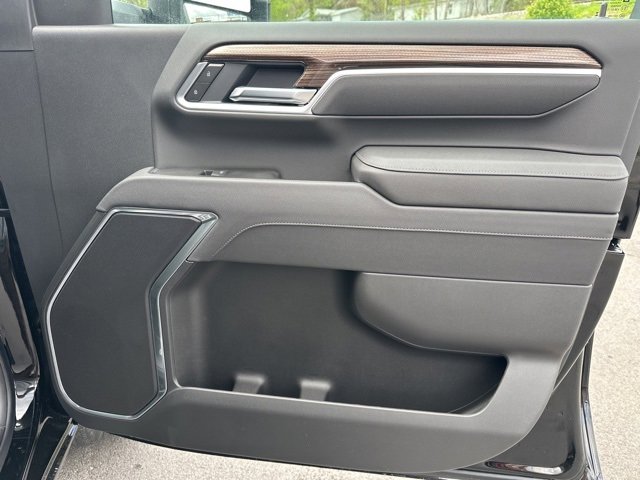 New 2025 Chevrolet Silverado 2500 LT w/ Z71 Chrome Sport Edition image 15