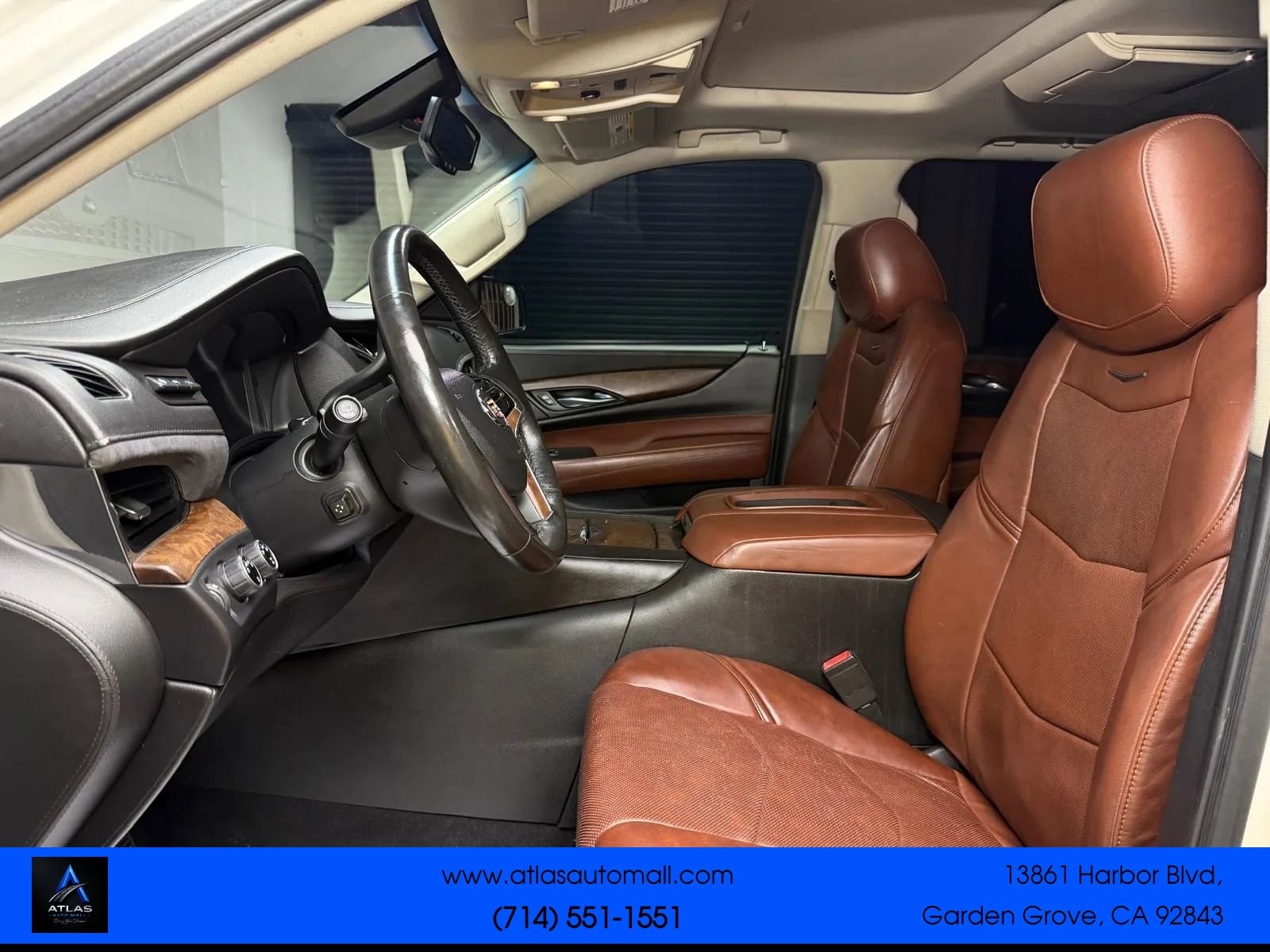 Used 2015 Cadillac Escalade Premium AWD/4WD image 33