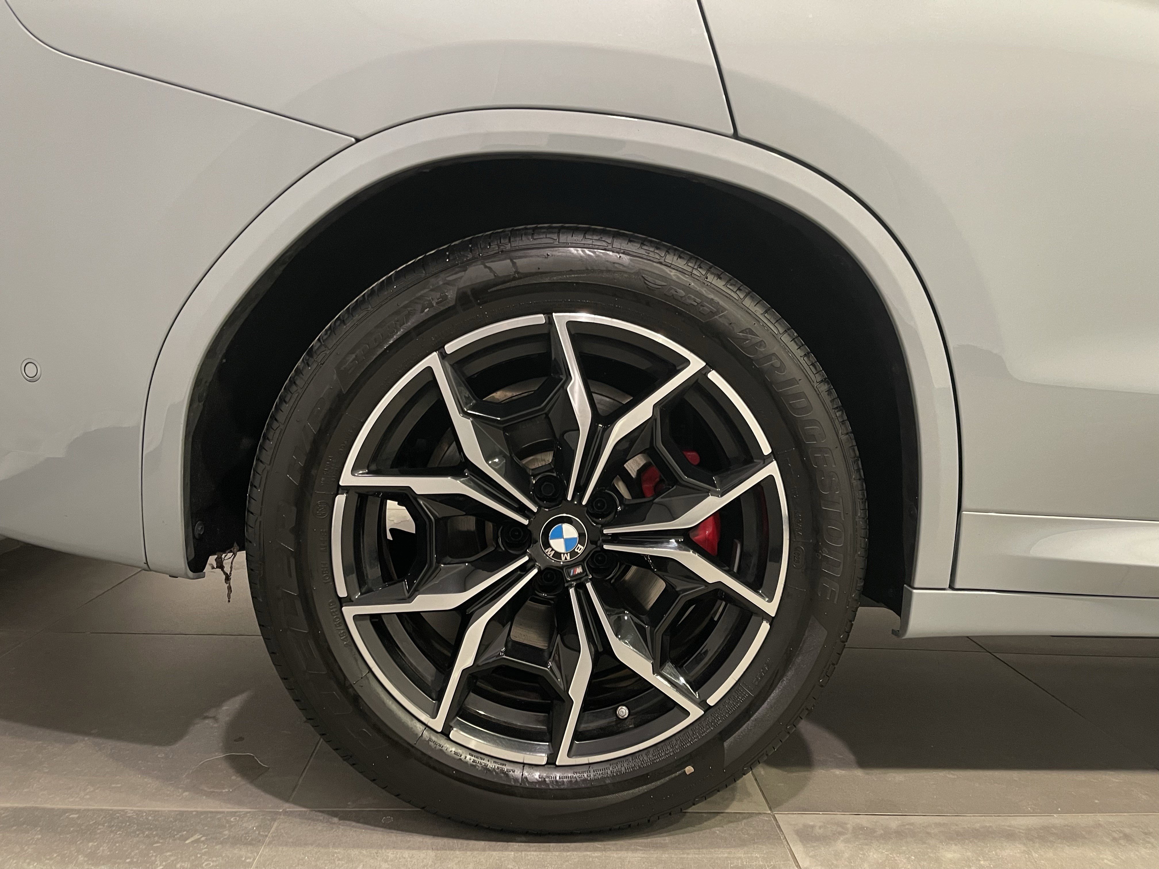 Used 2024 BMW X3 M40i w/ Parking Assistance Package image 10