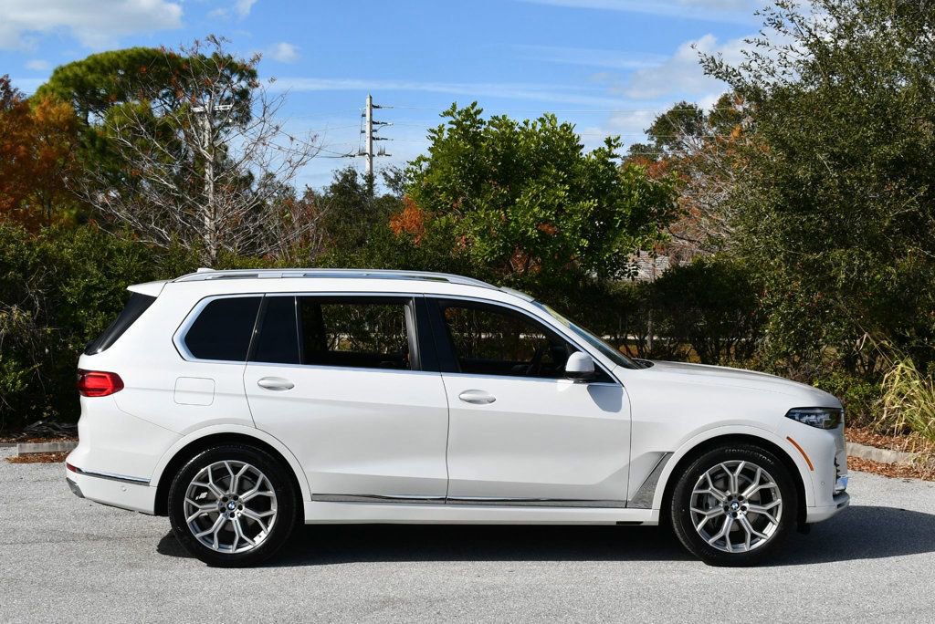 Used 2021 BMW X7 xDrive40i w/ Premium Package 2 image 7