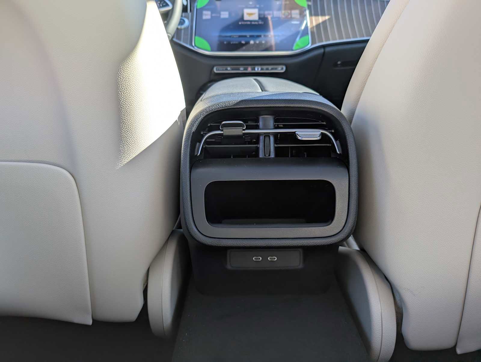 New 2026 Mercedes-Benz E 350 4MATIC Sedan image 14