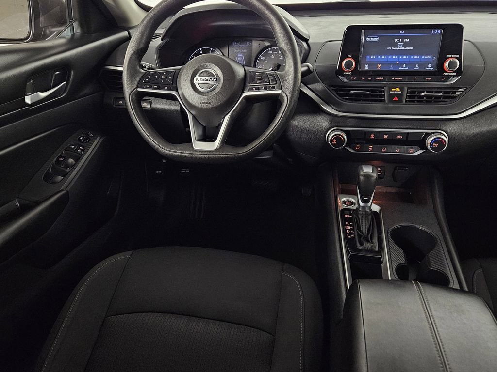 Used 2022 Nissan Altima 2.5 S FWD image 7
