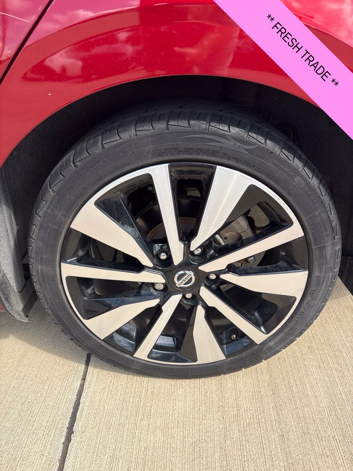 Used 2022 Nissan Sentra SV w/ SV Premium Package FWD image 19