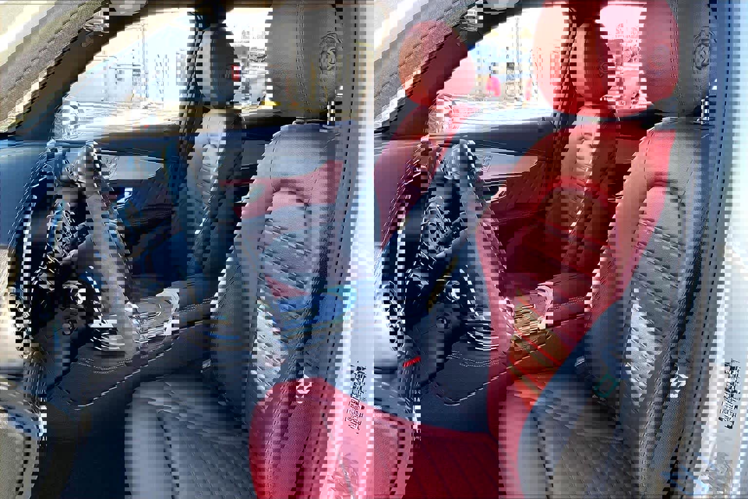 Used 2020 Mercedes-Benz GLC 43 AMG 4MATIC image 7