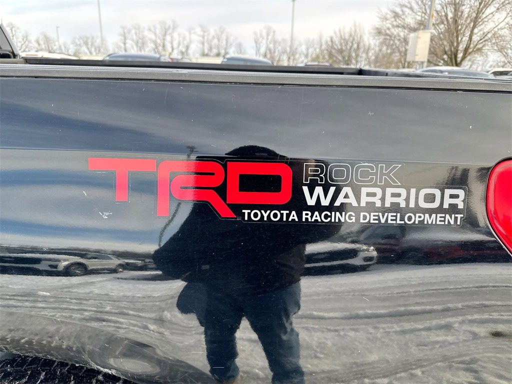 Used 2009 Toyota Tundra 4x4 Double Cab image 24