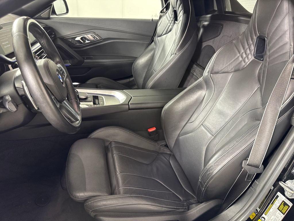 Used 2019 BMW Z4 sDrive30i w/ M Sport Package RWD image 11