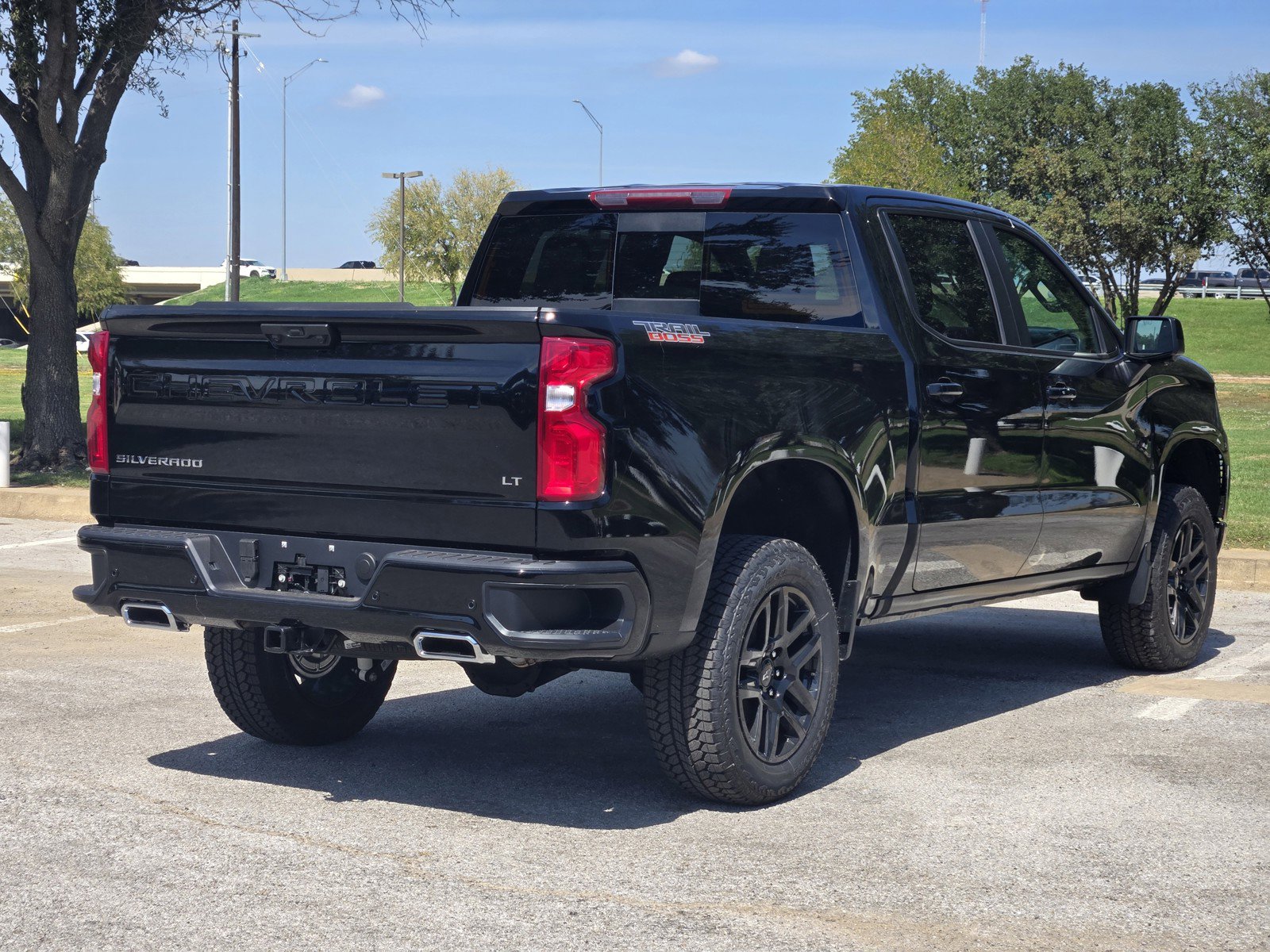 New 2026 Chevrolet Silverado 1500 LT Trail Boss w/ LT Trail Boss Premium Package image 4