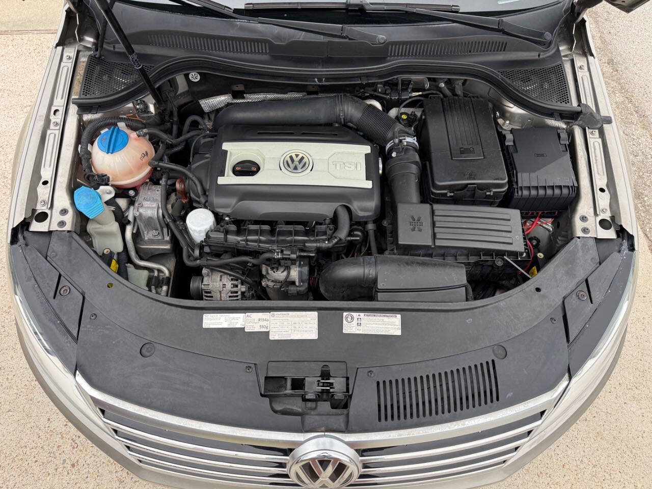 Used 2013 Volkswagen CC Sport FWD image 28