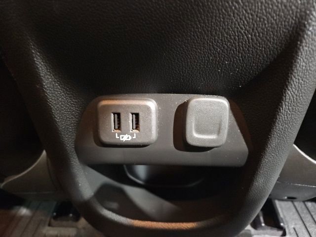 Used 2019 Chevrolet Colorado ZR2 w/ LPO, Premium Interior Package image 15