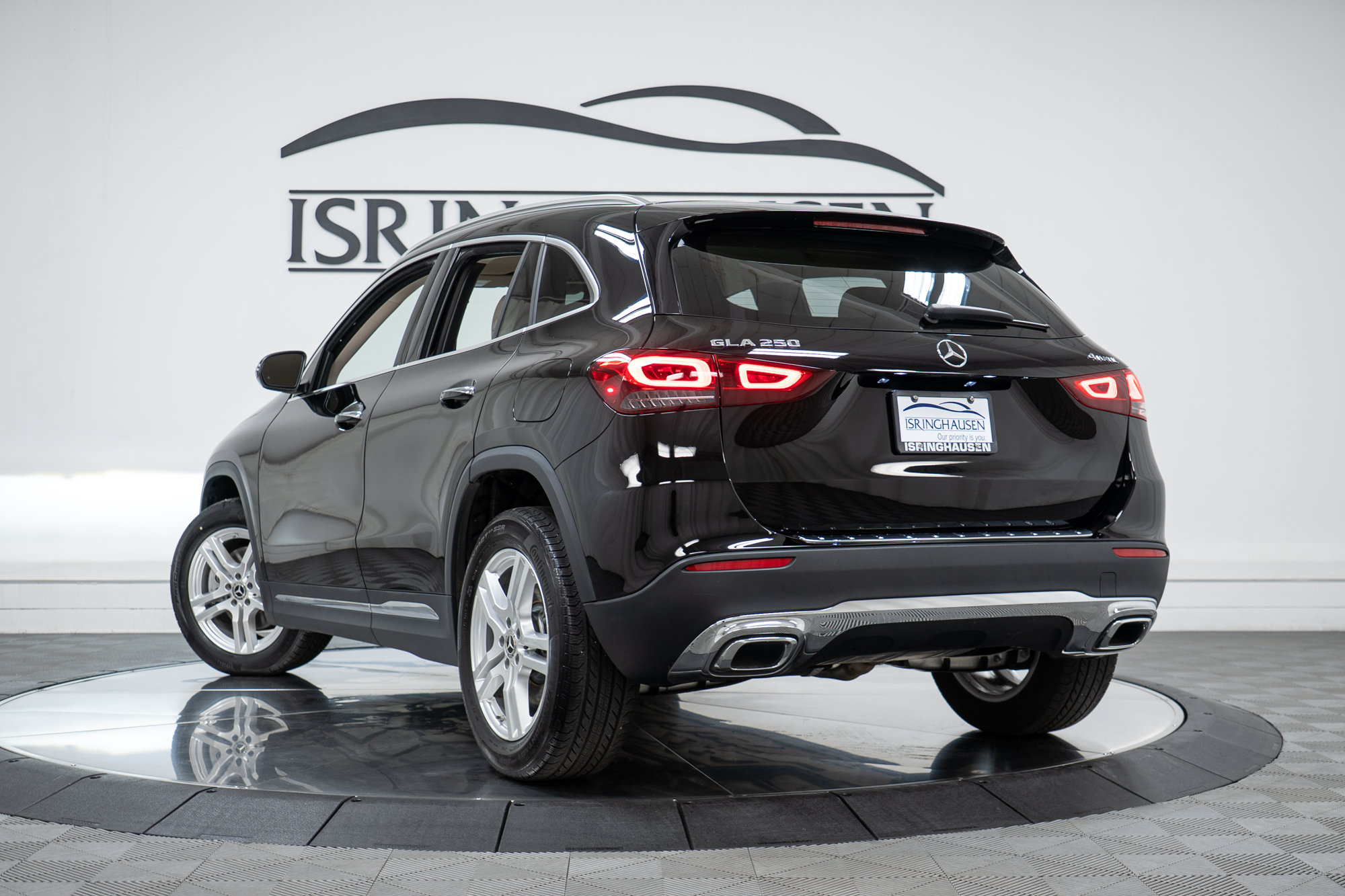 Used 2021 Mercedes-Benz GLA 250 4MATIC image 28