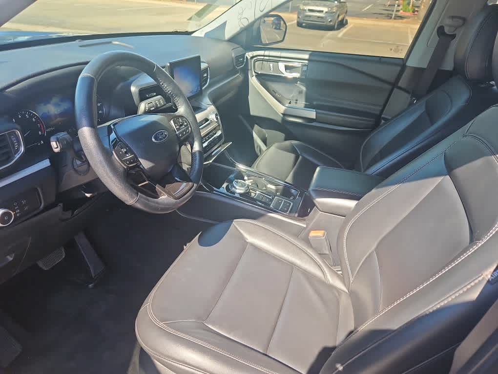 Certified 2023 Ford Explorer XLT w/ Equipment Group 202A RWD image 15