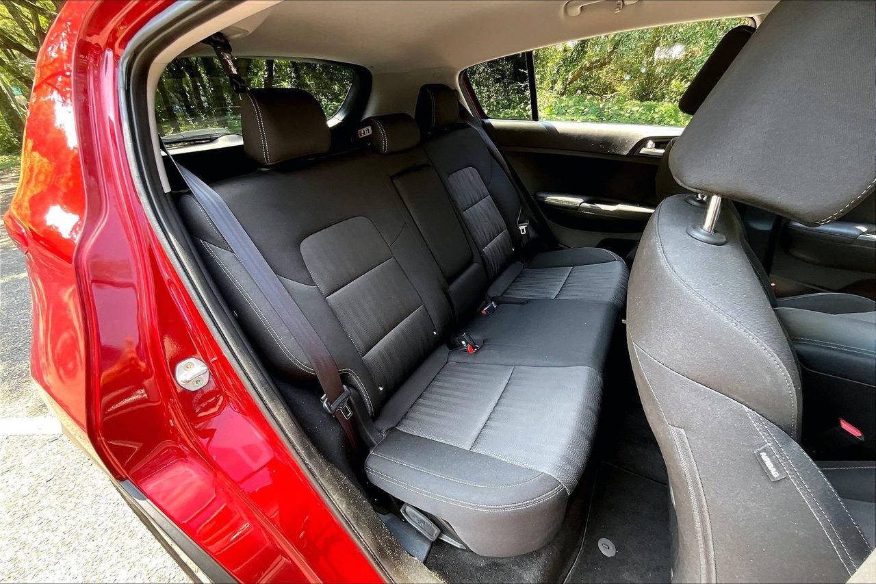 Used 2019 Kia Sportage LX FWD image 21