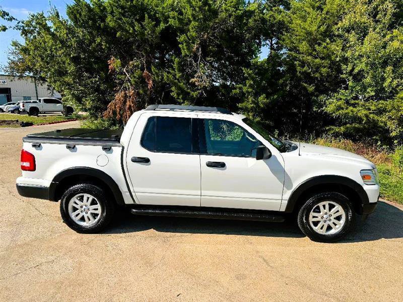 Used 2010 Ford Explorer Sport Trac XLT RWD image 5