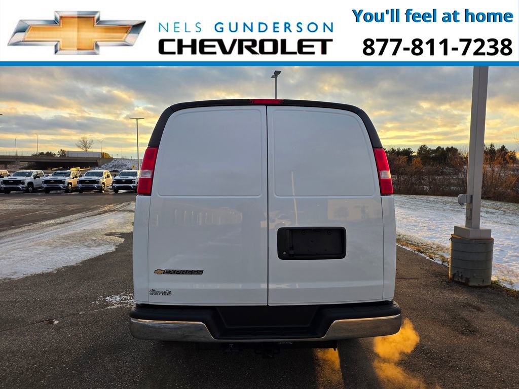 New 2025 Chevrolet Express 3500 w/ Driver Convenience Package image 5