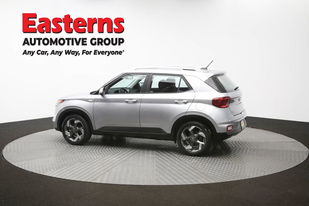 Used 2023 Hyundai Venue SEL FWD image 63