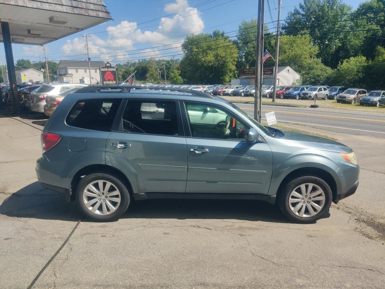 Used 2013 Subaru Forester 2.5X Premium w/ All-Weather Pkg AWD/4WD image 7