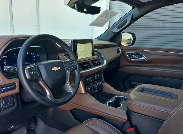 Used 2024 Chevrolet Tahoe High Country RWD image 12