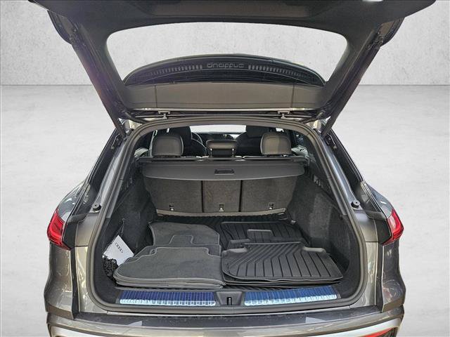 New 2026 Audi SQ5 Prestige AWD/4WD image 24