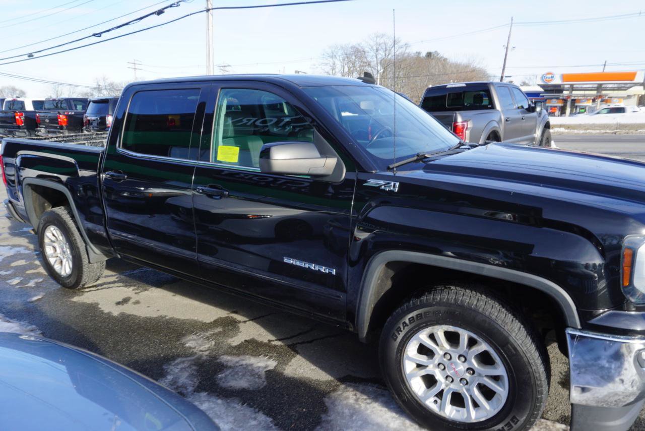 Used 2018 GMC Sierra 1500 SLE w/ SLE Value Package image 2