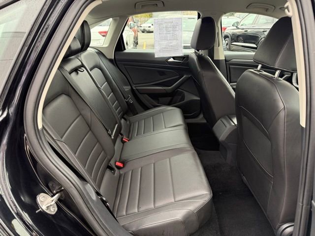 Used 2024 Volkswagen Jetta SE image 23