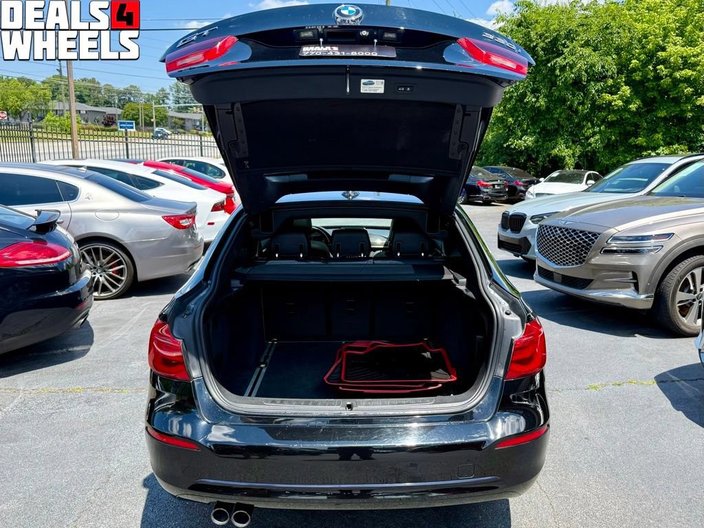Used 2018 BMW 330i Gran Turismo xDrive AWD/4WD image 5