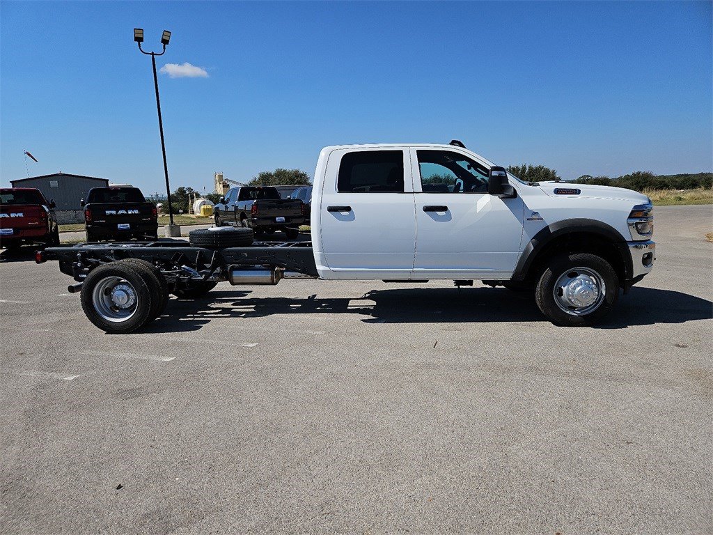 New 2026 RAM 5500 Tradesman w/ Chrome Appearance Group image 8