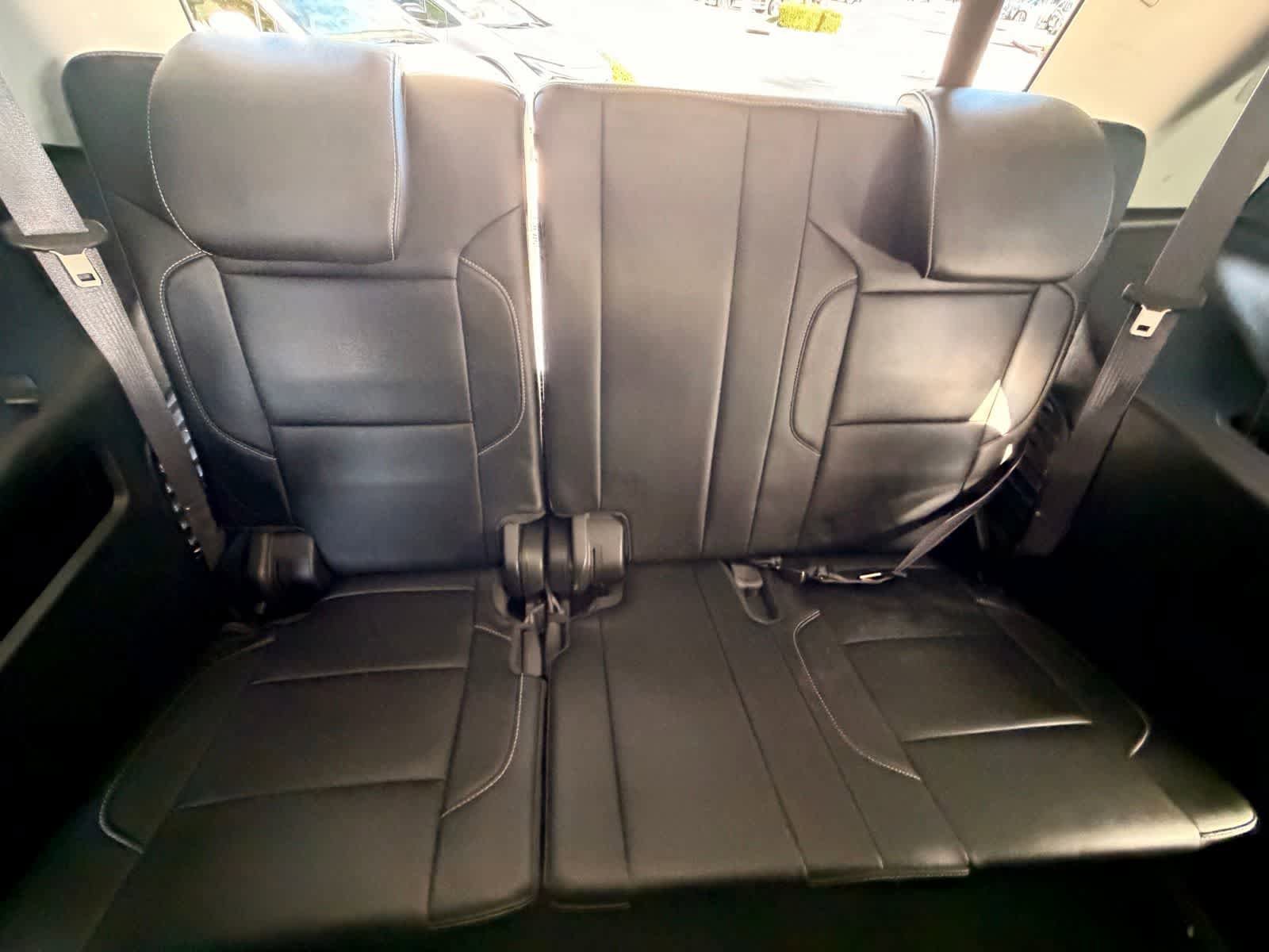 Used 2015 Chevrolet Tahoe LT RWD image 13