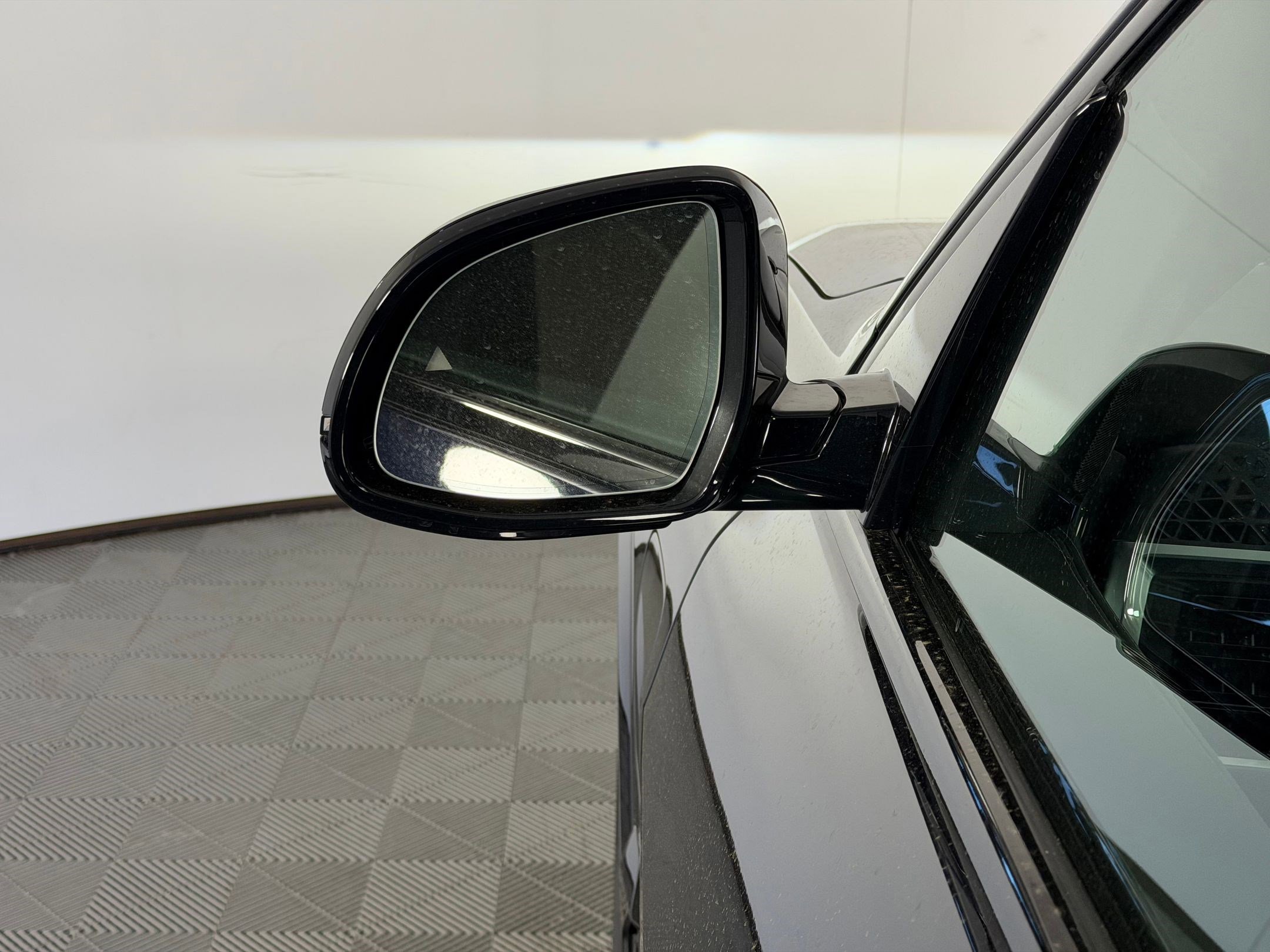 New 2026 BMW X5 xDrive50e image 23