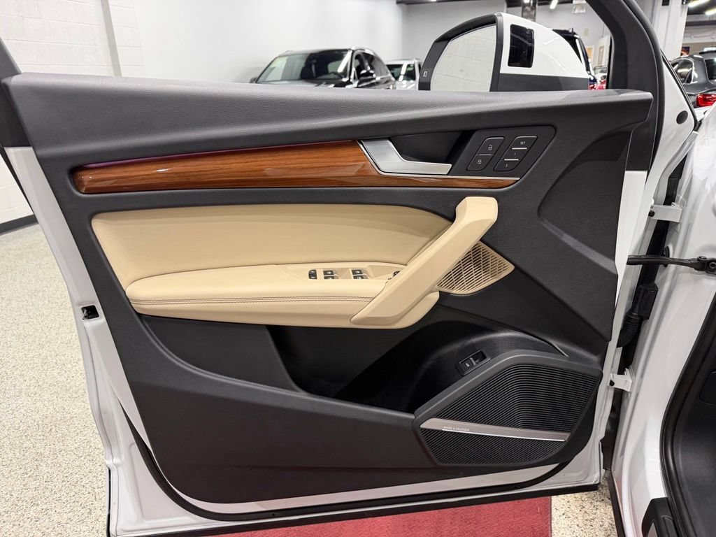 Used 2021 Audi Q5 Prestige w/ Prestige Package AWD/4WD image 20