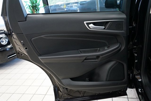 Used 2022 Ford Edge Titanium image 44