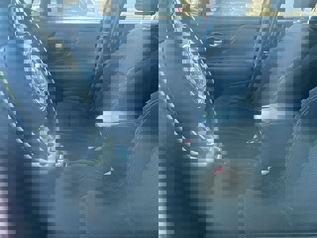 Used 2023 Jeep Renegade Altitude image 9