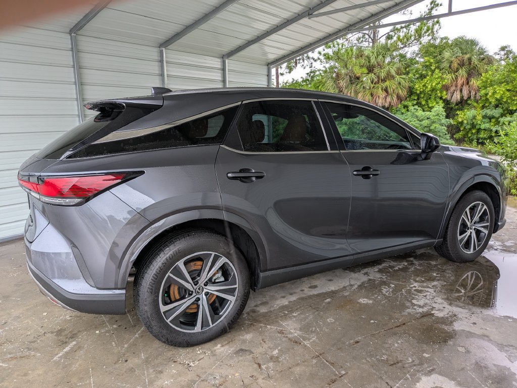Used 2025 Lexus RX 350 Premium w/ Accessory Package FWD image 9