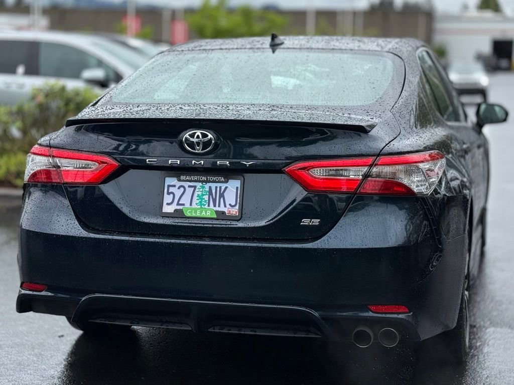 Used 2019 Toyota Camry SE image 5