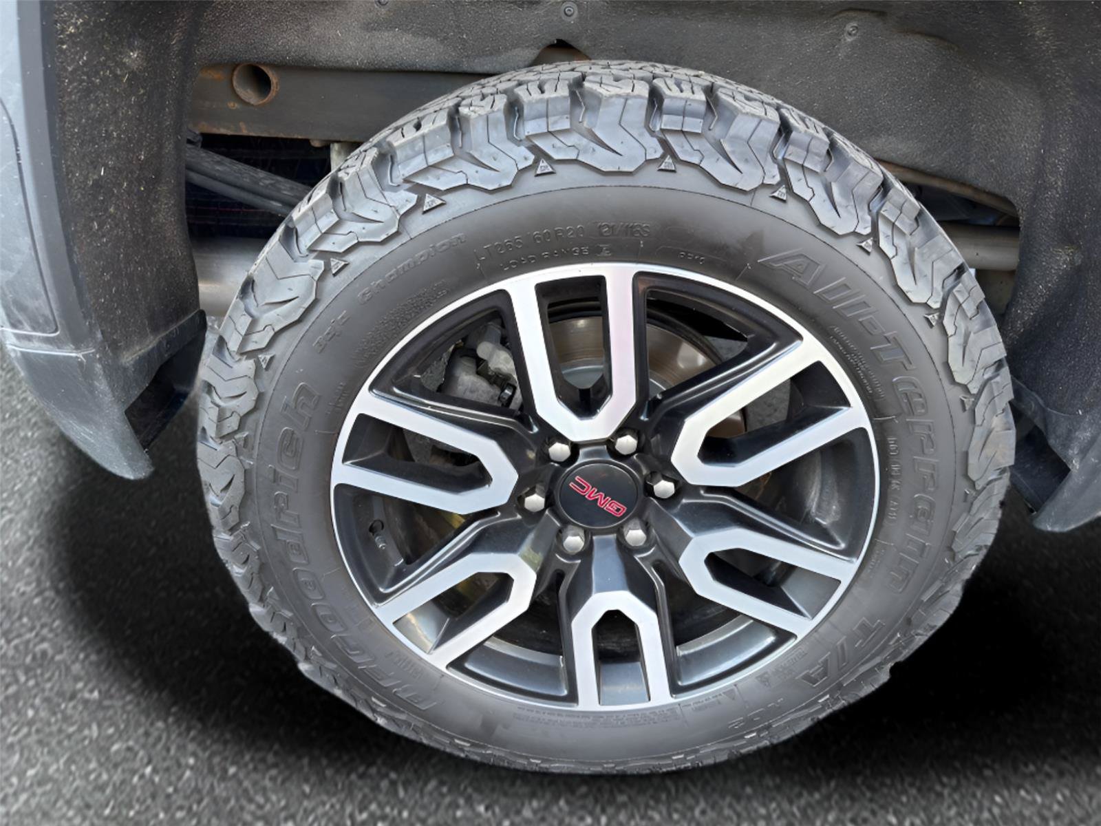 Certified 2022 GMC Sierra 1500 AT4 AWD/4WD image 12