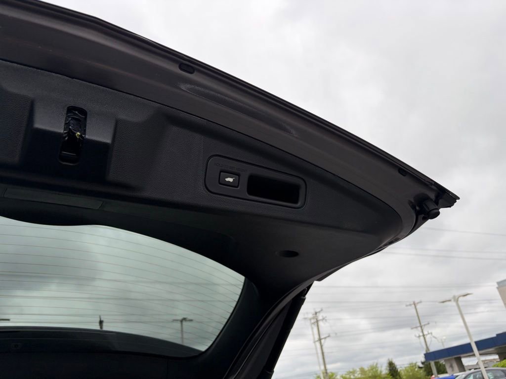 New 2026 Acura MDX SH-AWD image 25