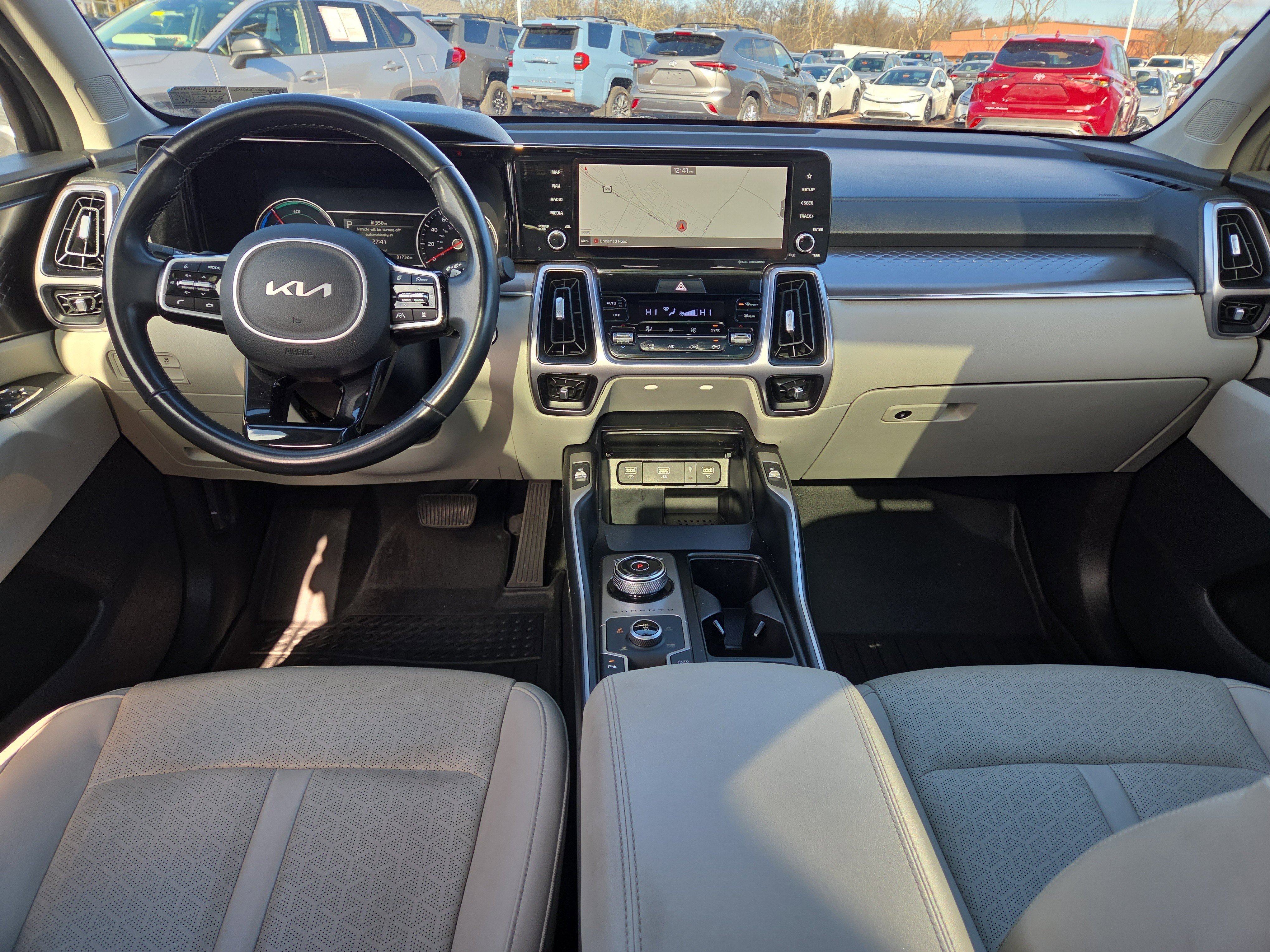 Used 2022 Kia Sorento EX w/ Panoramic Sunroof Package image 22