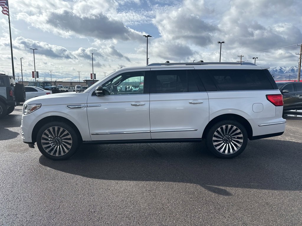 Used 2018 Lincoln Navigator L Reserve w/ Technology Package image 1