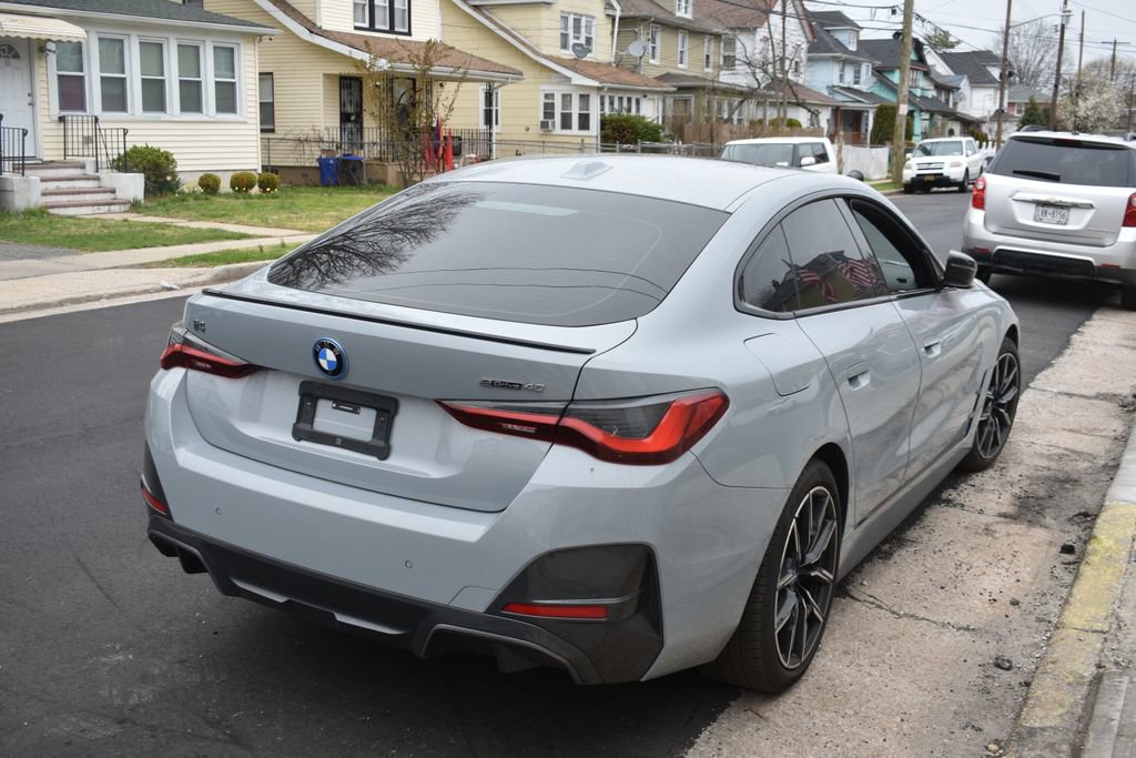 Used 2024 BMW i4 eDrive40 w/ M Sport Package image 6