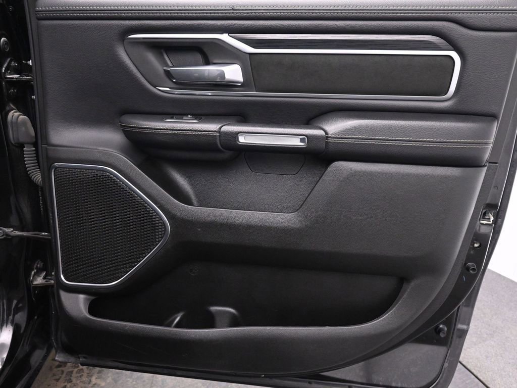 Used 2024 RAM 1500 Laramie RWD image 19