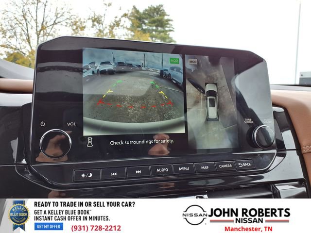 Used 2024 Nissan Pathfinder Platinum w/ Cargo Package image 7