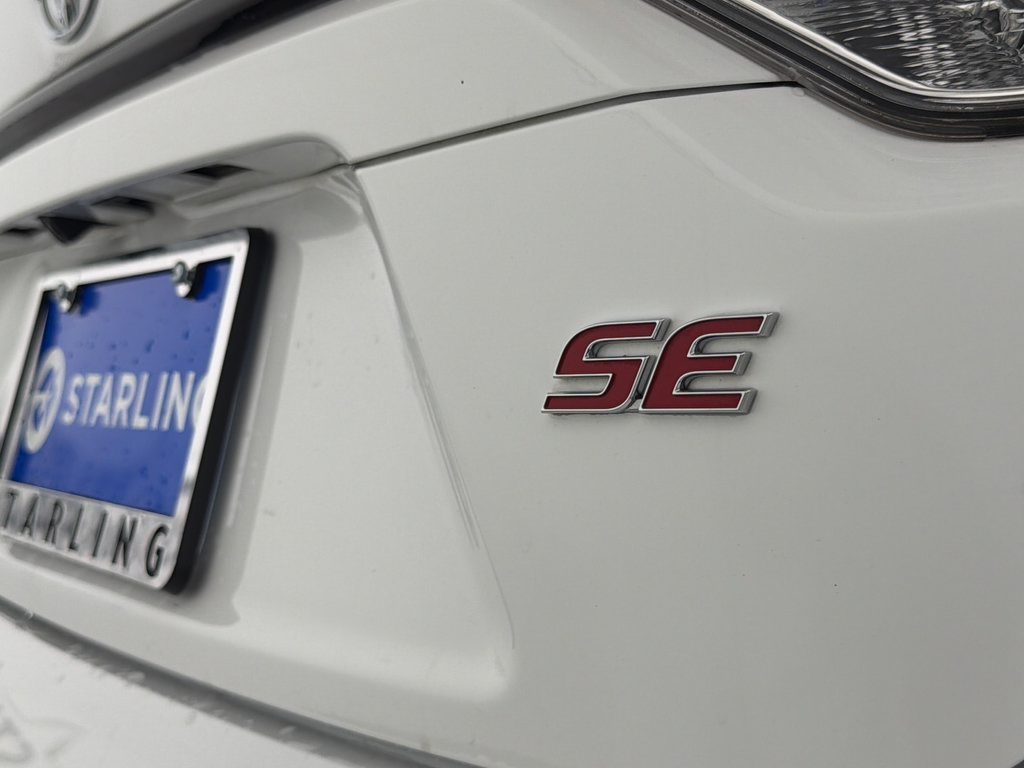 Used 2023 Toyota Corolla SE FWD image 38