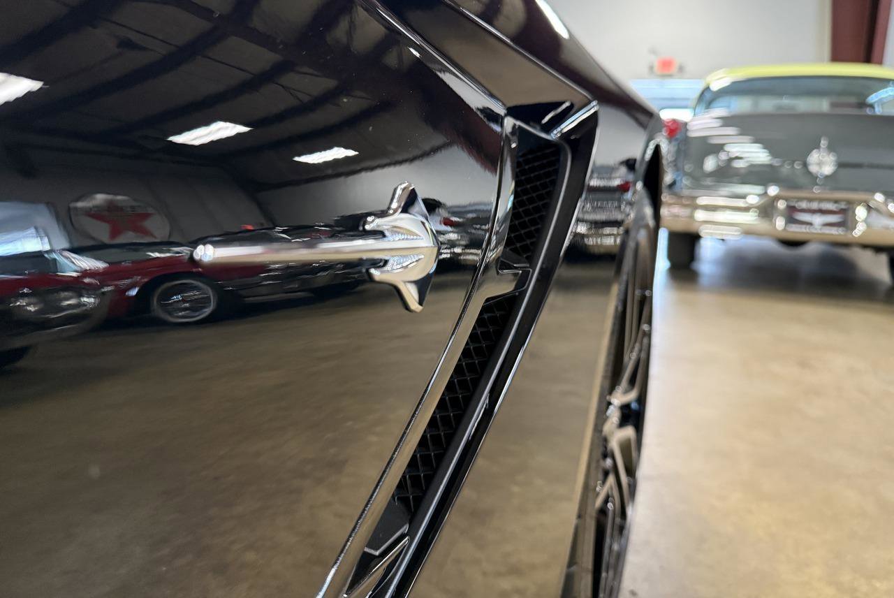 Used 2018 Chevrolet Corvette Stingray Convertible w/ 3LT Preferred Equipment Group image 67