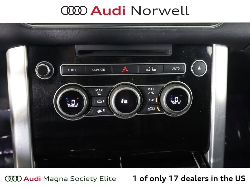 Used 2017 Land Rover Range Rover HSE AWD/4WD image 4