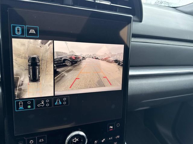 Used 2026 GMC Terrain Elevation w/ Elevation Premium Package image 33