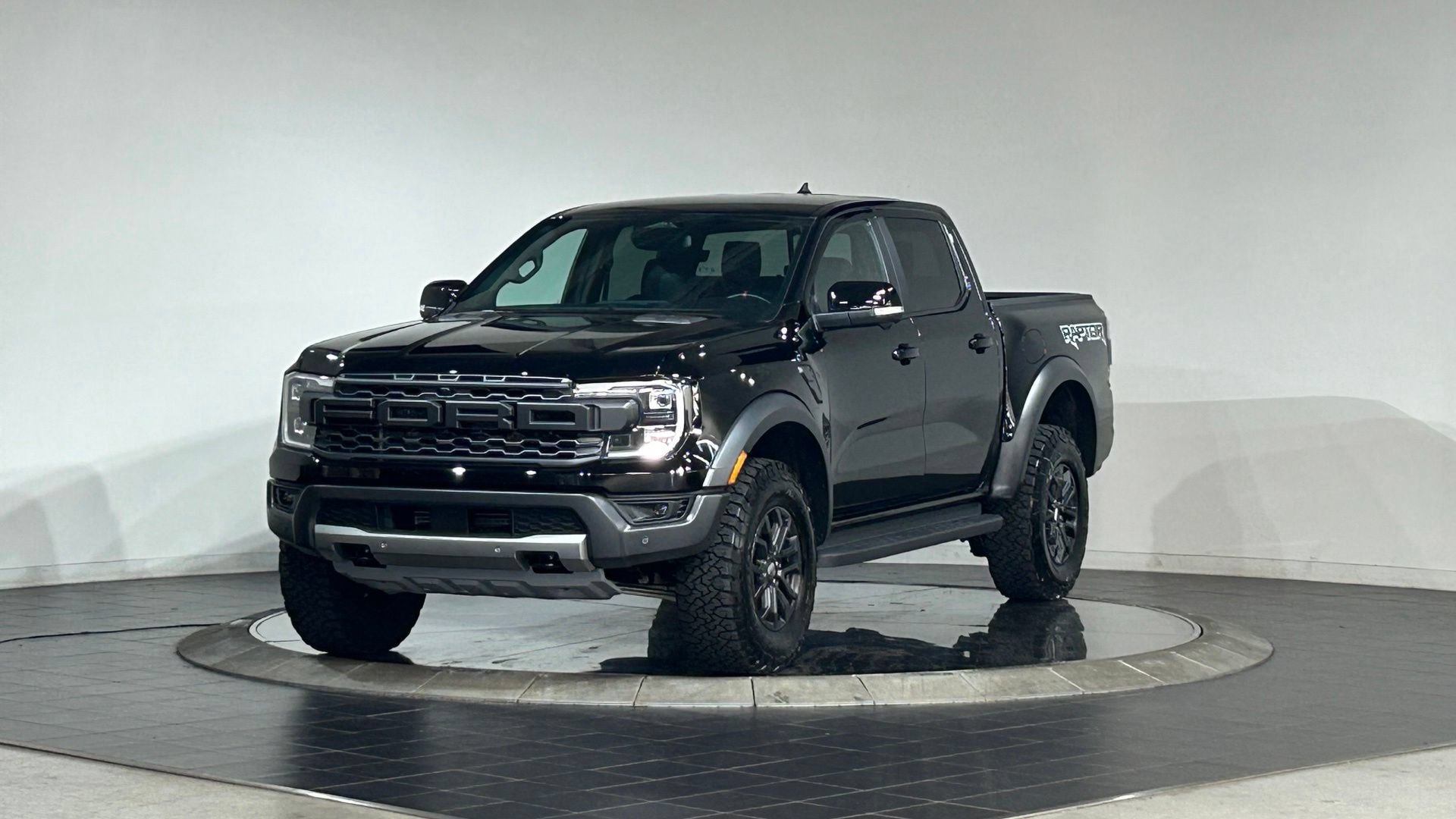 Used 2025 Ford Ranger Raptor AWD/4WD image 5