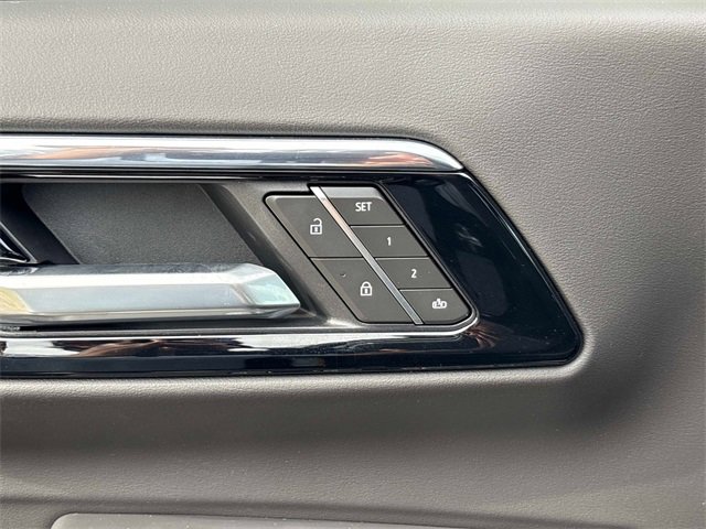 New 2026 Chevrolet Suburban Premier image 22