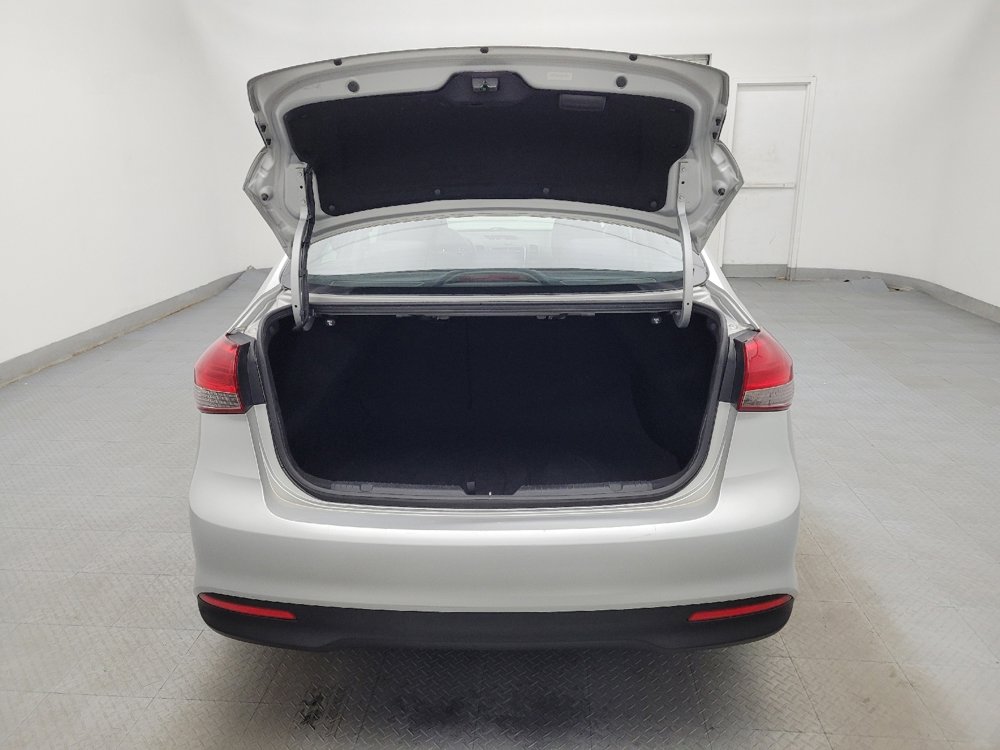 Used 2018 Kia Forte LX w/ LX Popular Package image 29