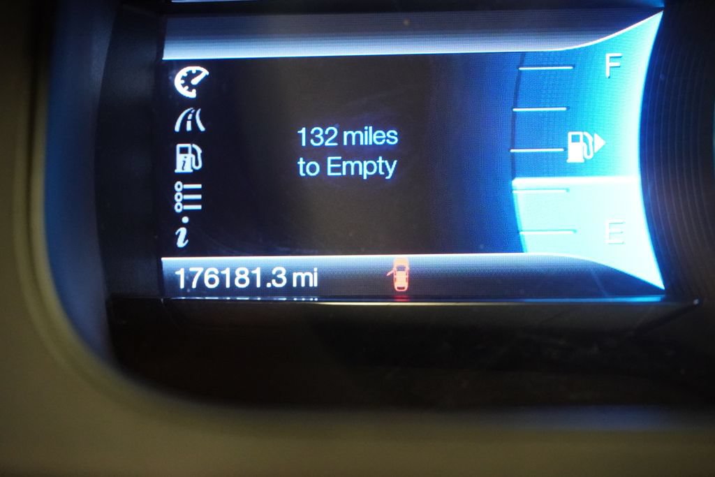 Used 2013 Ford Taurus SEL FWD image 5